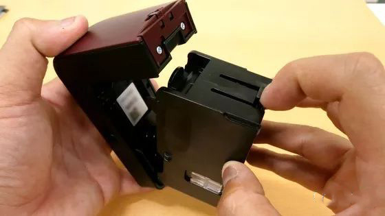 全球最小巧手持式噴碼機(jī),RICOH開箱