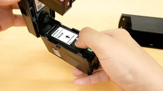 全球最小巧手持式噴碼機(jī),RICOH開箱