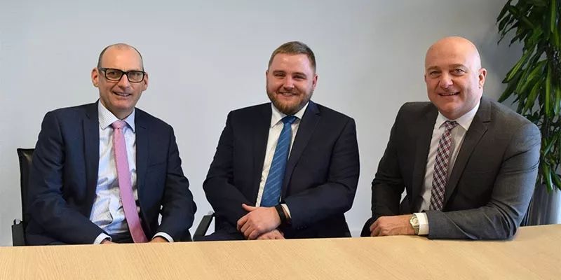 Craig Stobie,全球行業(yè)總監(jiān) Bart Vansteenkiste,全球生命科學部門經(jīng)理 Volker Watzke,歐盟醫(yī)療器械部門經(jīng)理